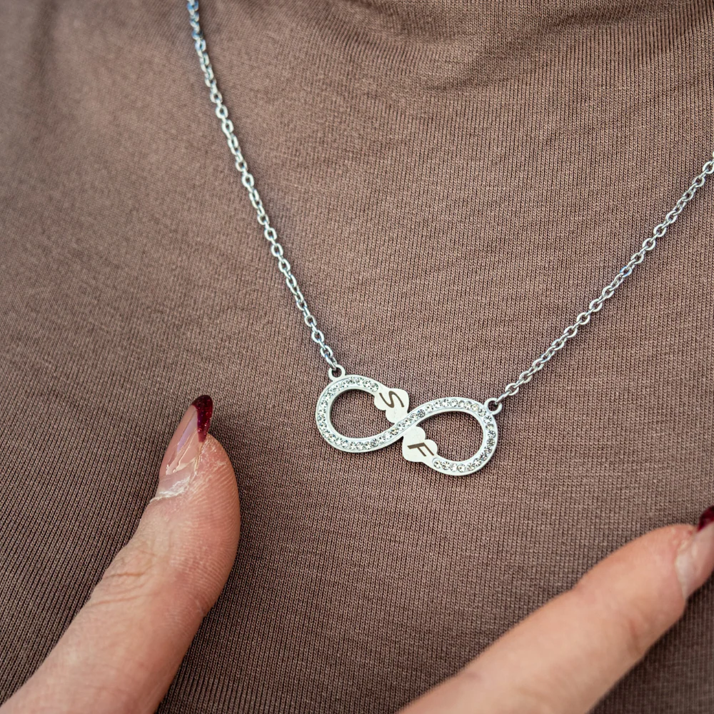 Collana Cuori Infinito Cuori Con Incisione Personalizzata - Image 4
