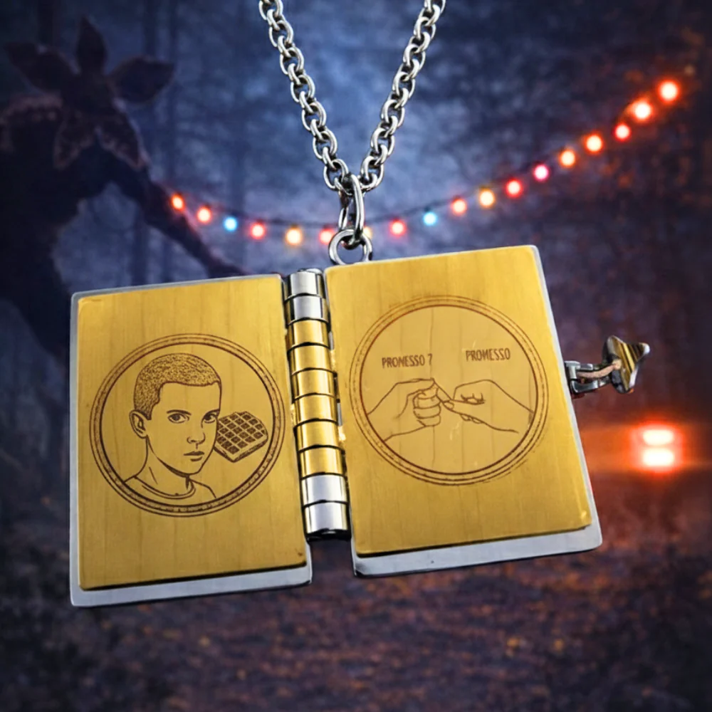 Stranger Things Fan Art ~ Portachiavi/Collana Book - Image 4