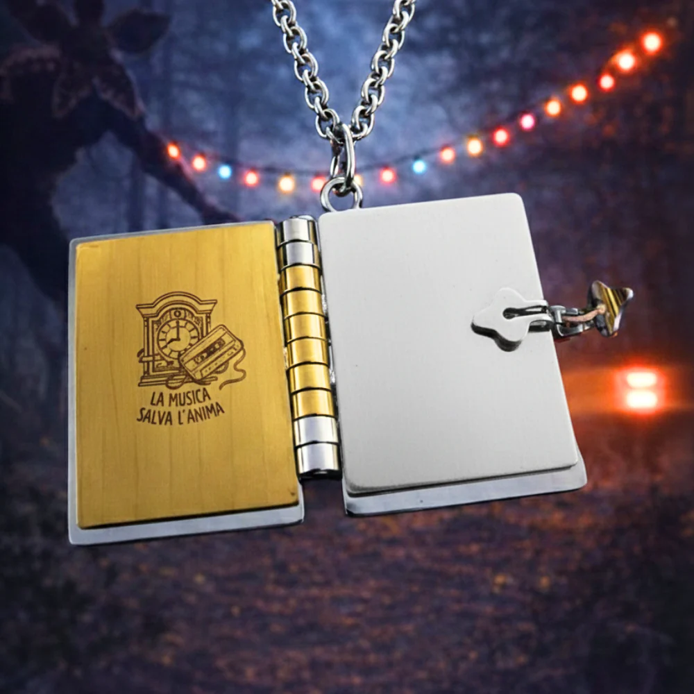 Stranger Things Fan Art ~ Portachiavi/Collana Book - Image 5