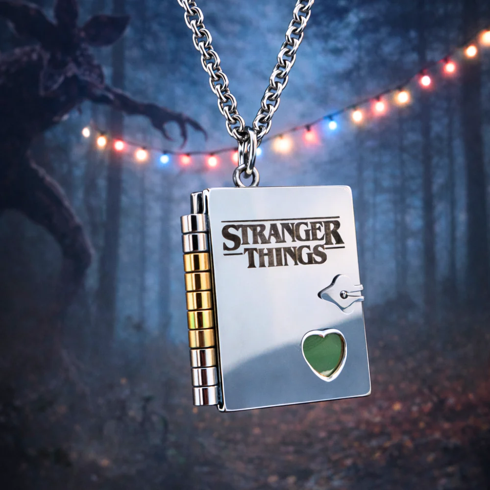Stranger Things Fan Art ~ Portachiavi/Collana Book - Image 6